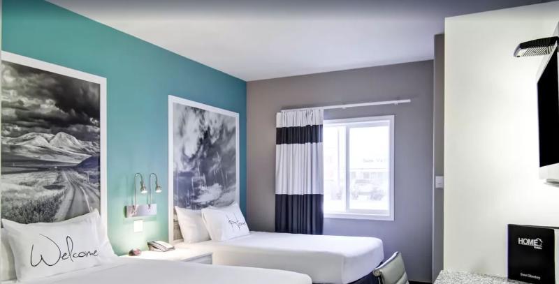Home Inn Medicine Hat Exterior photo